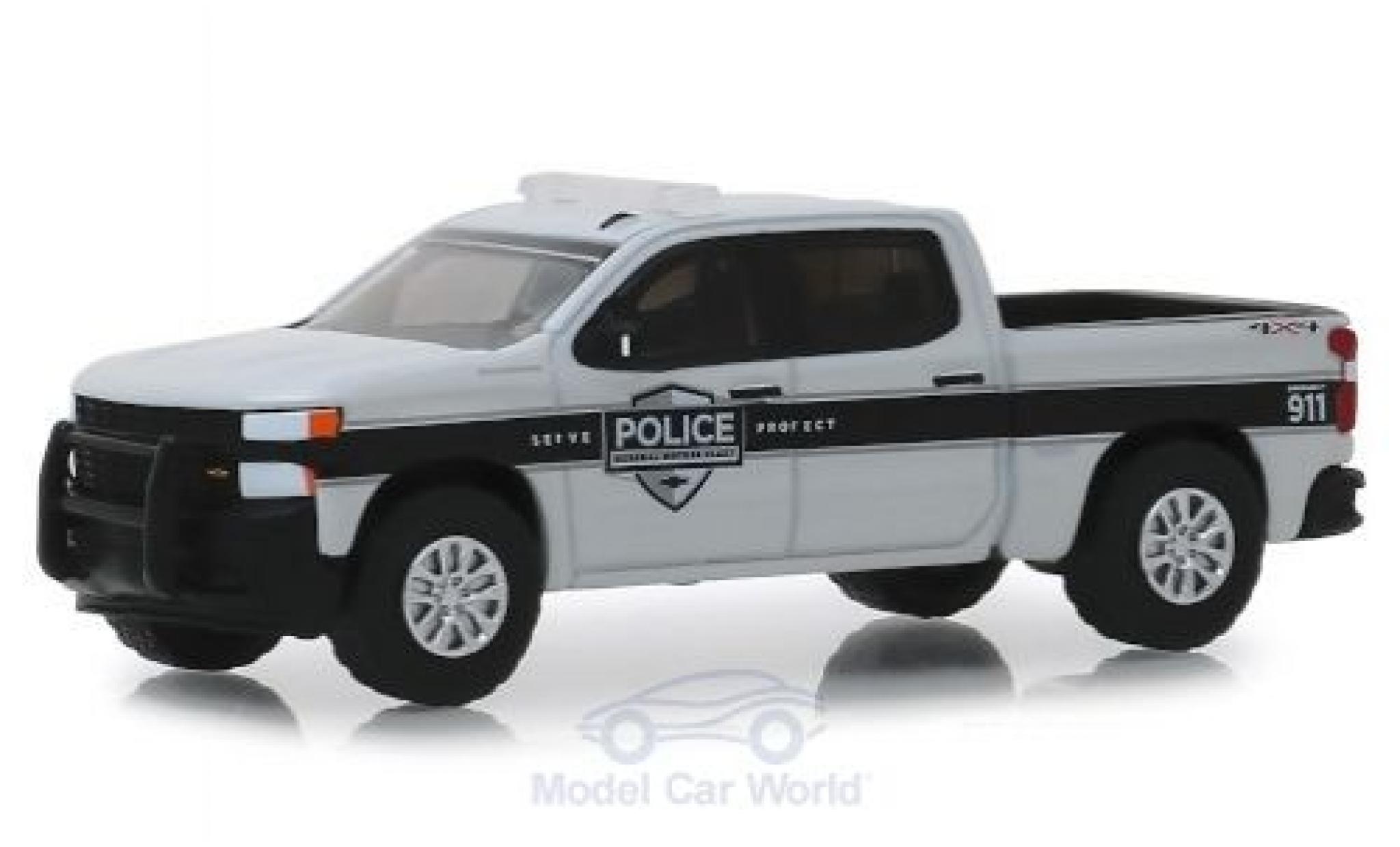 Chevrolet Silverado 1/64 Greenlight SSV General Motors Fleet Police 2019 diecast model cars