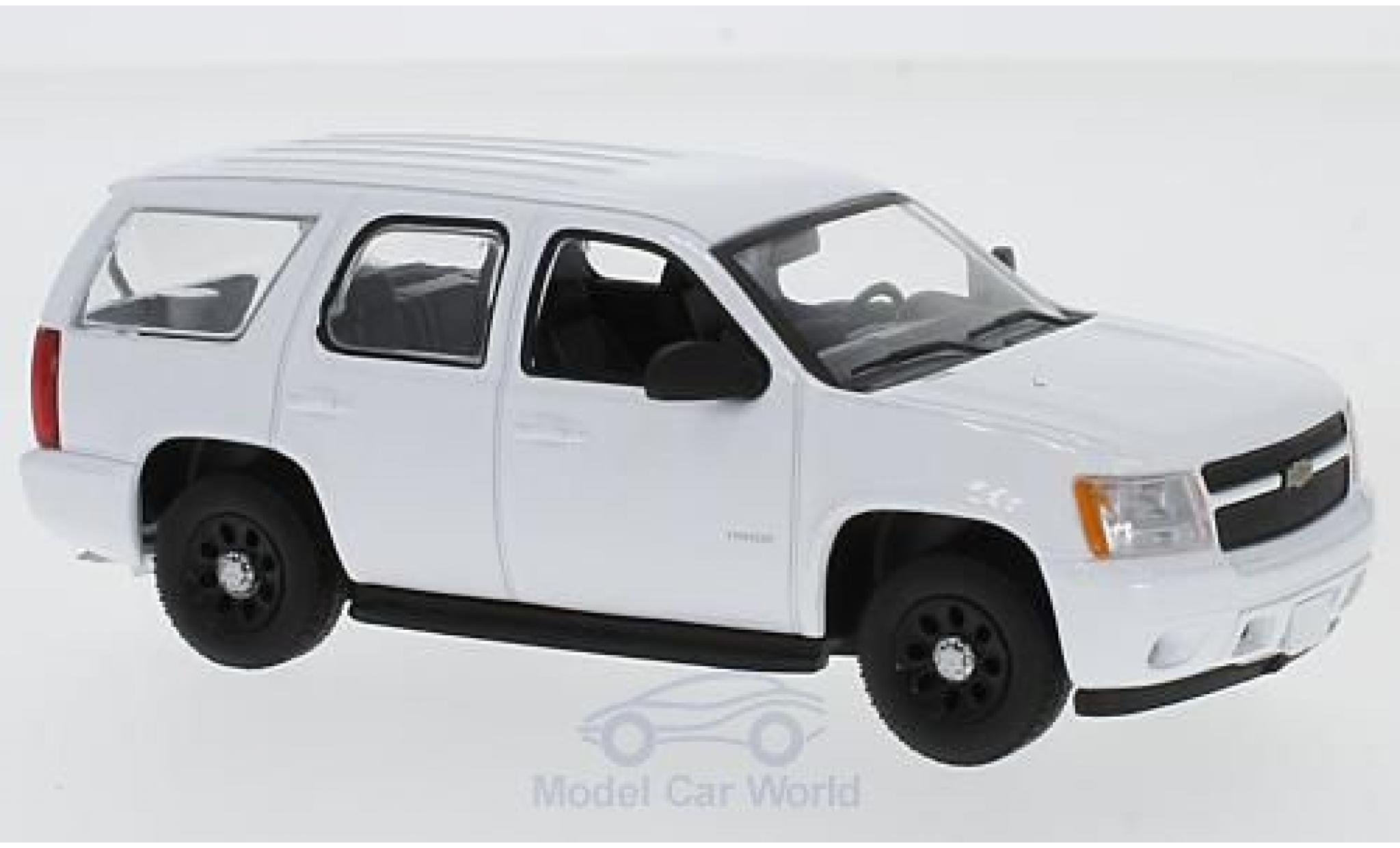 Chevrolet Tahoe 1/43 Greenlight Special Service Vehicle white diecast model cars