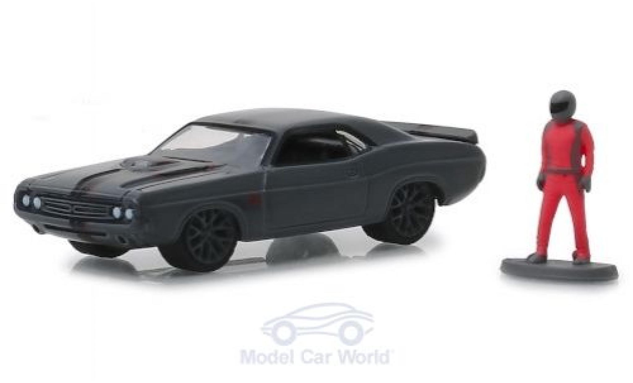 Dodge Challenger 1/64 Greenlight Shakedown Tribute grey 1971 mit Figur diecast model cars