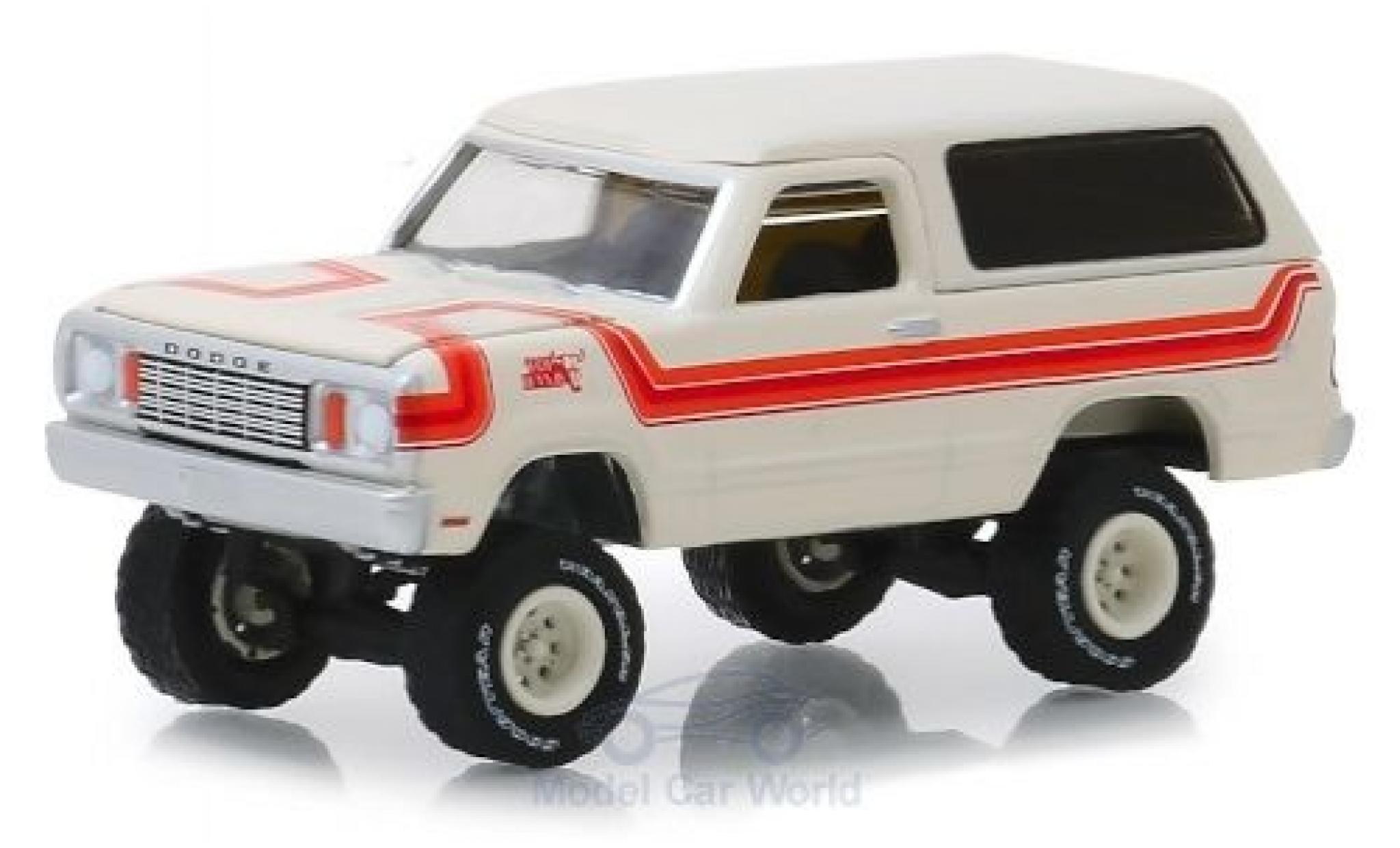 Dodge RAM 1/64 Greenlight Ramcharger white/orange 1978 diecast model cars