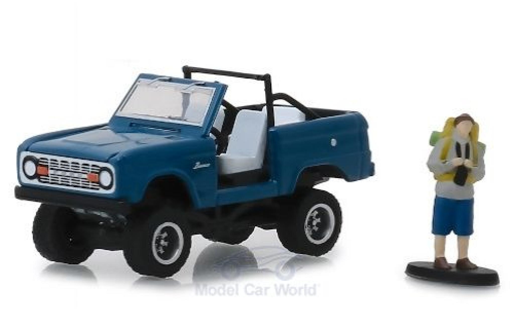 Ford Bronco 1/64 Greenlight blue 1967 mit Figur diecast model cars