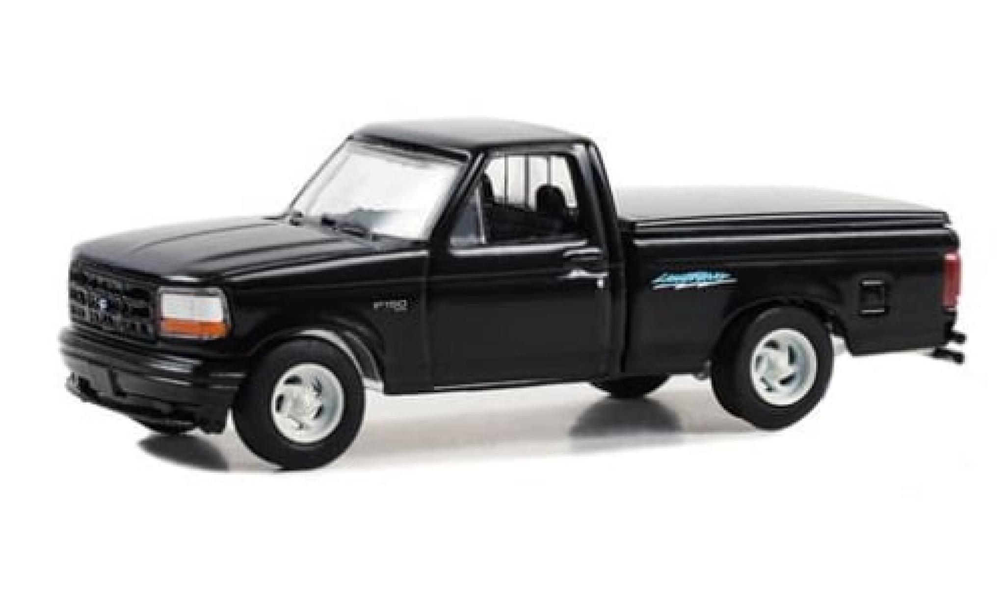 Ford F-1 1/64 Greenlight 50 SVT Lightning black 1994 1:64 diecast model cars