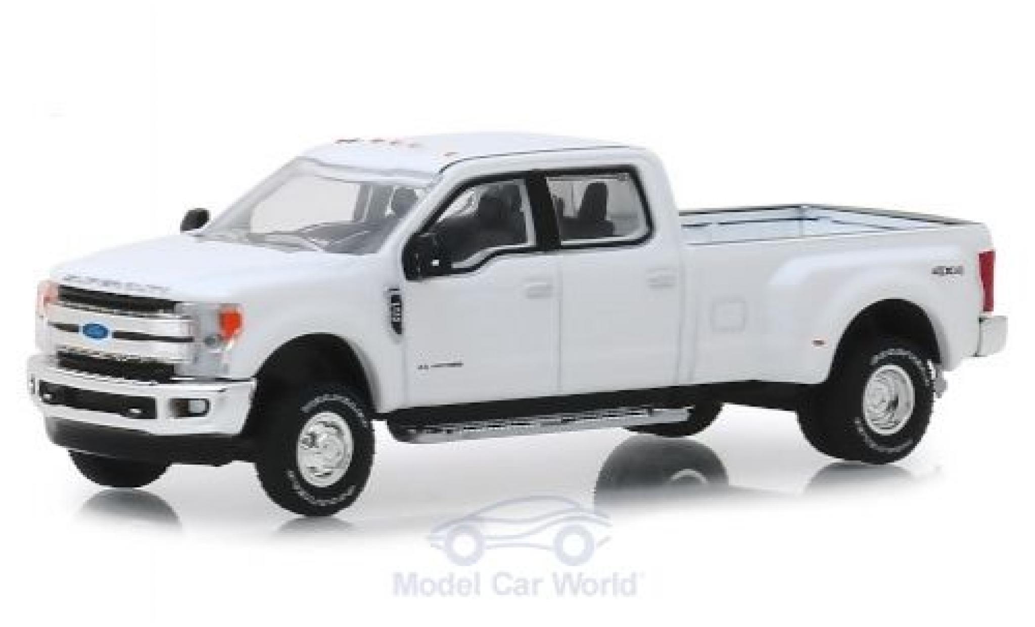 Ford F-350 1/64 Greenlight Lariat white 2018 diecast model cars