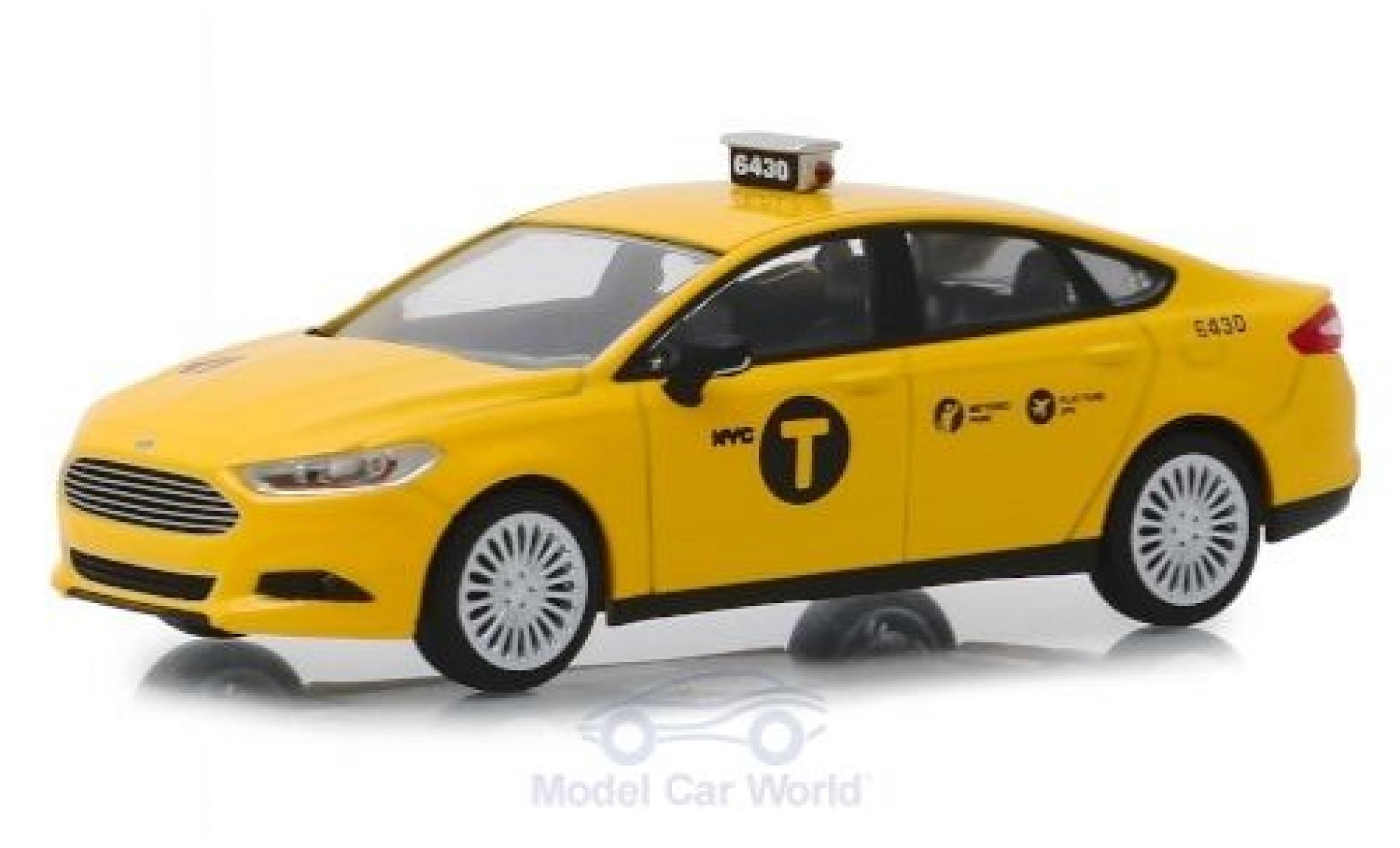 Ford Fusion 1/43 Greenlight NYC Taxi 2013 diecast model cars