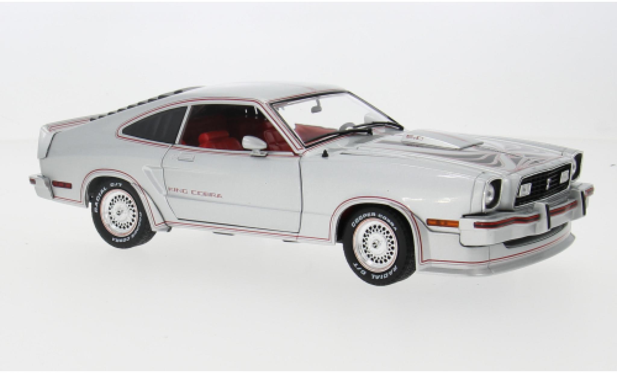 Ford Mustang 1/18 Greenlight II King Cobra silver/red 1978 1:18 diecast model cars