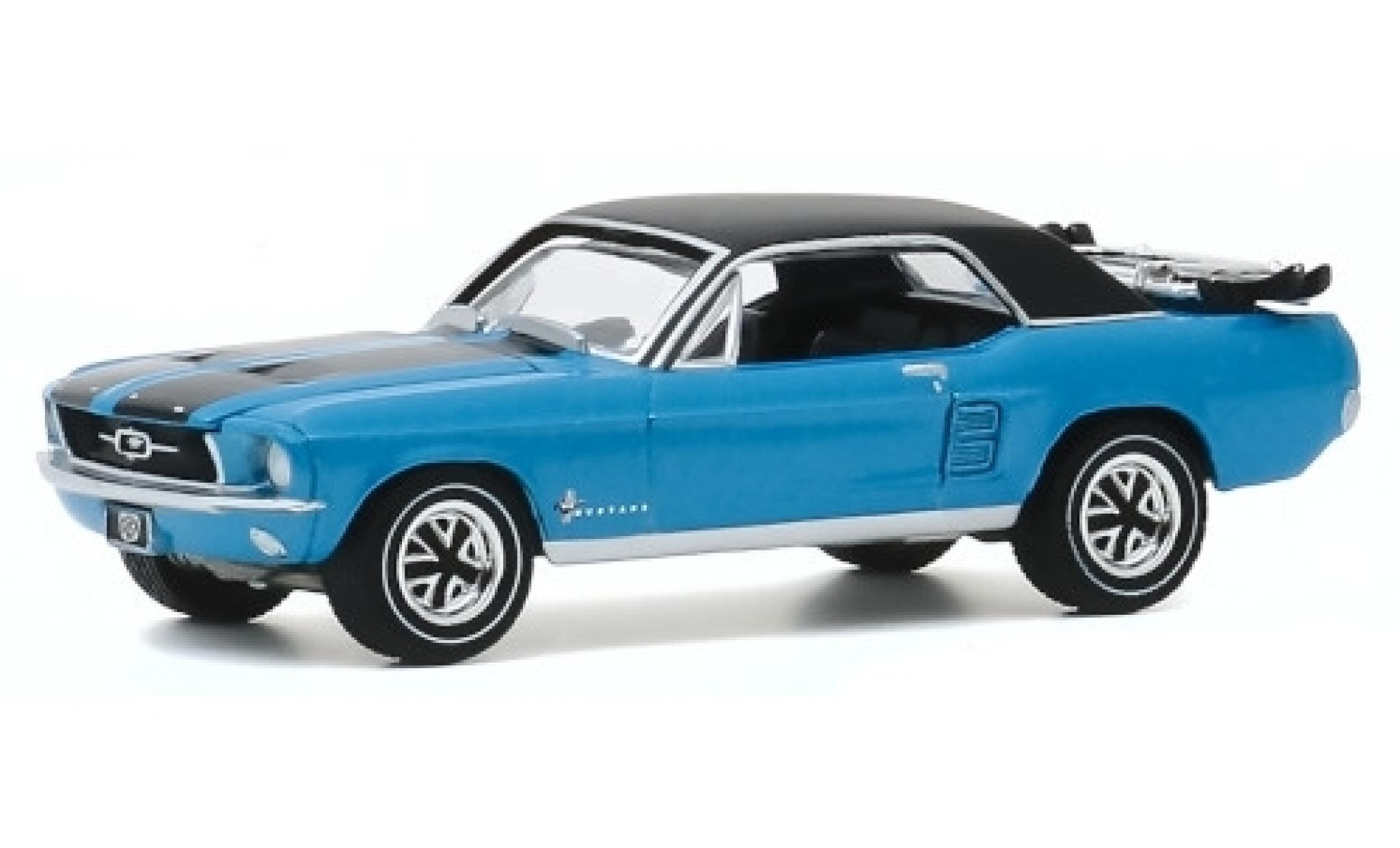 Ford Mustang 1/64 Greenlight Ski Country Special metallic blue/matt-black 1967 diecast model cars