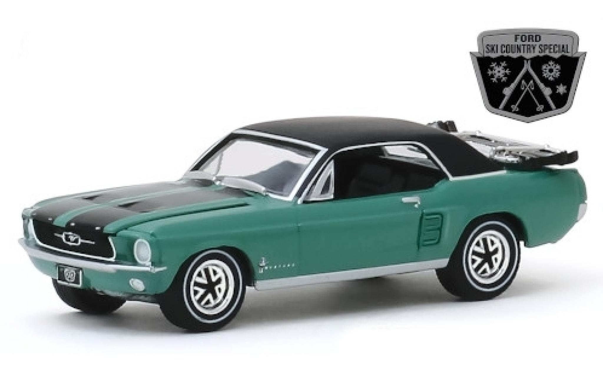 Ford Mustang 1/64 Greenlight Ski Country Special metallic green/matt-black 1967 diecast model cars