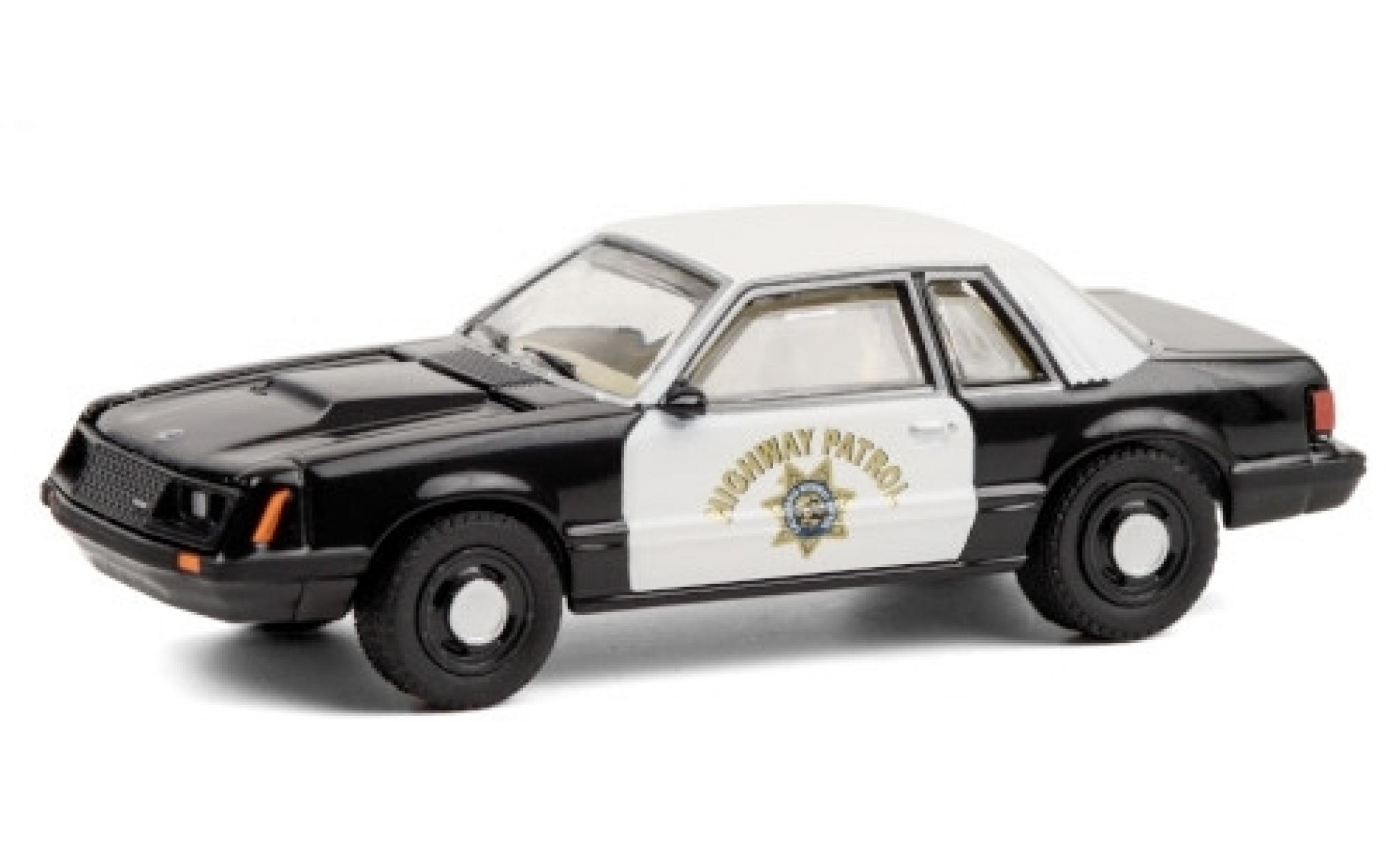 Ford Mustang 1/64 Greenlight SSP California Highway Patrol 1982 diecast model cars