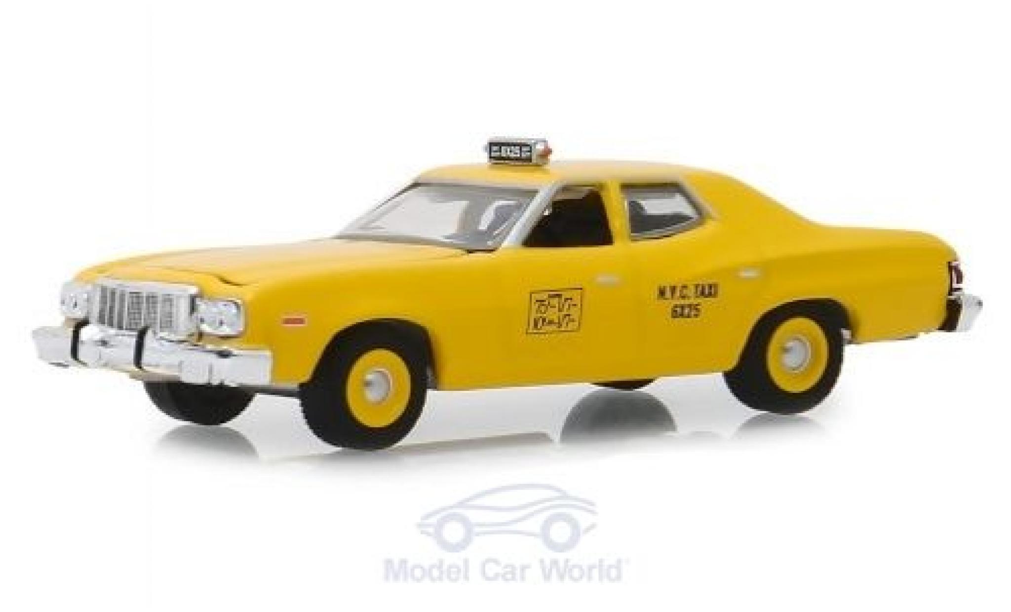 Ford Torino 1/64 Greenlight yellow NYC Taxi 1975 diecast model cars