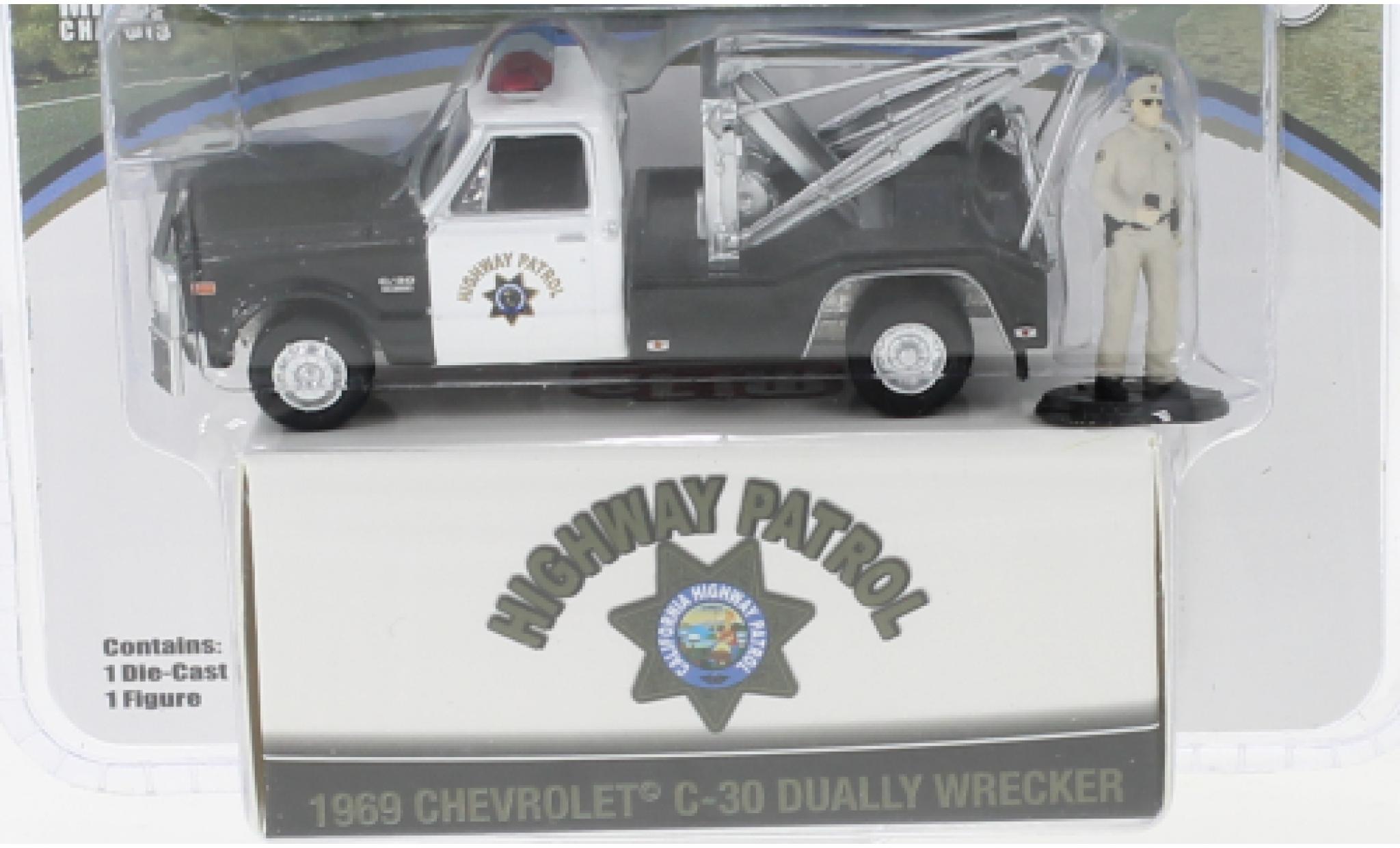 Chevrolet C-30 1/64 Greenlight Abschleppwagen Highway Patrol 1969 diecast model cars