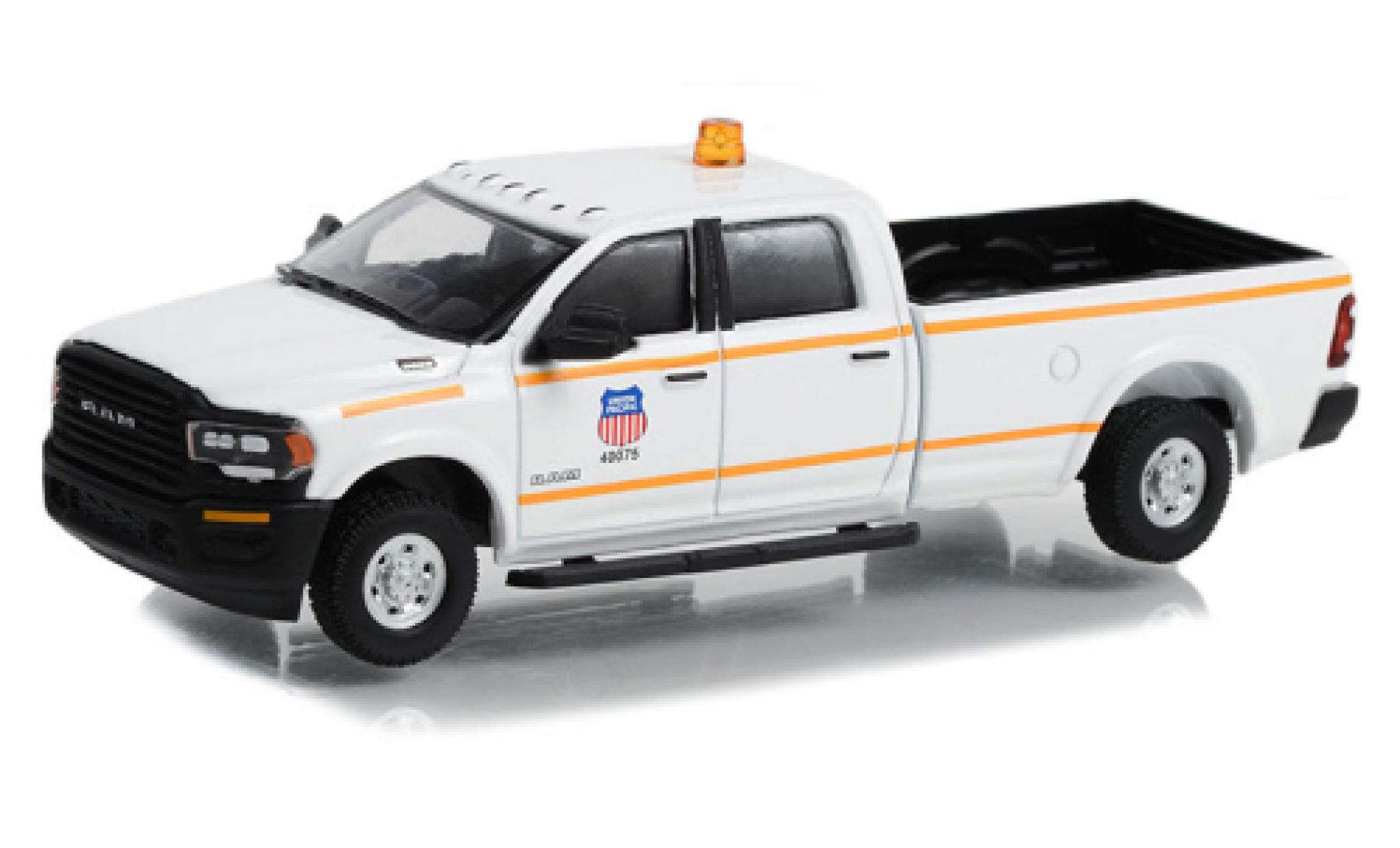 Dodge RAM 1/64 Greenlight 2500 Union Pacific Railroad 2022 diecast model cars