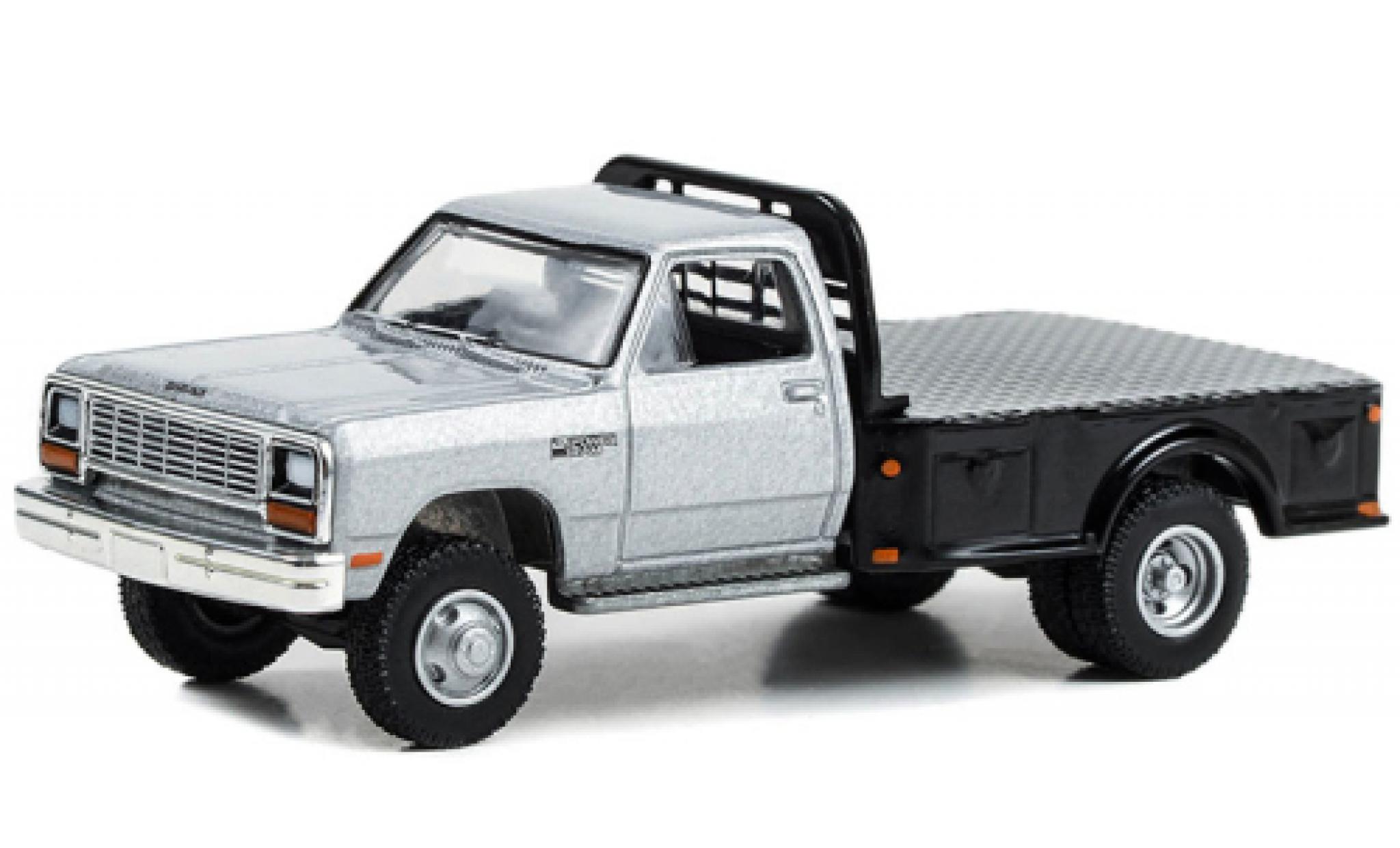 Dodge RAM 1/64 Greenlight W-350 Power Dually Flatbed d 1985 diecast model cars