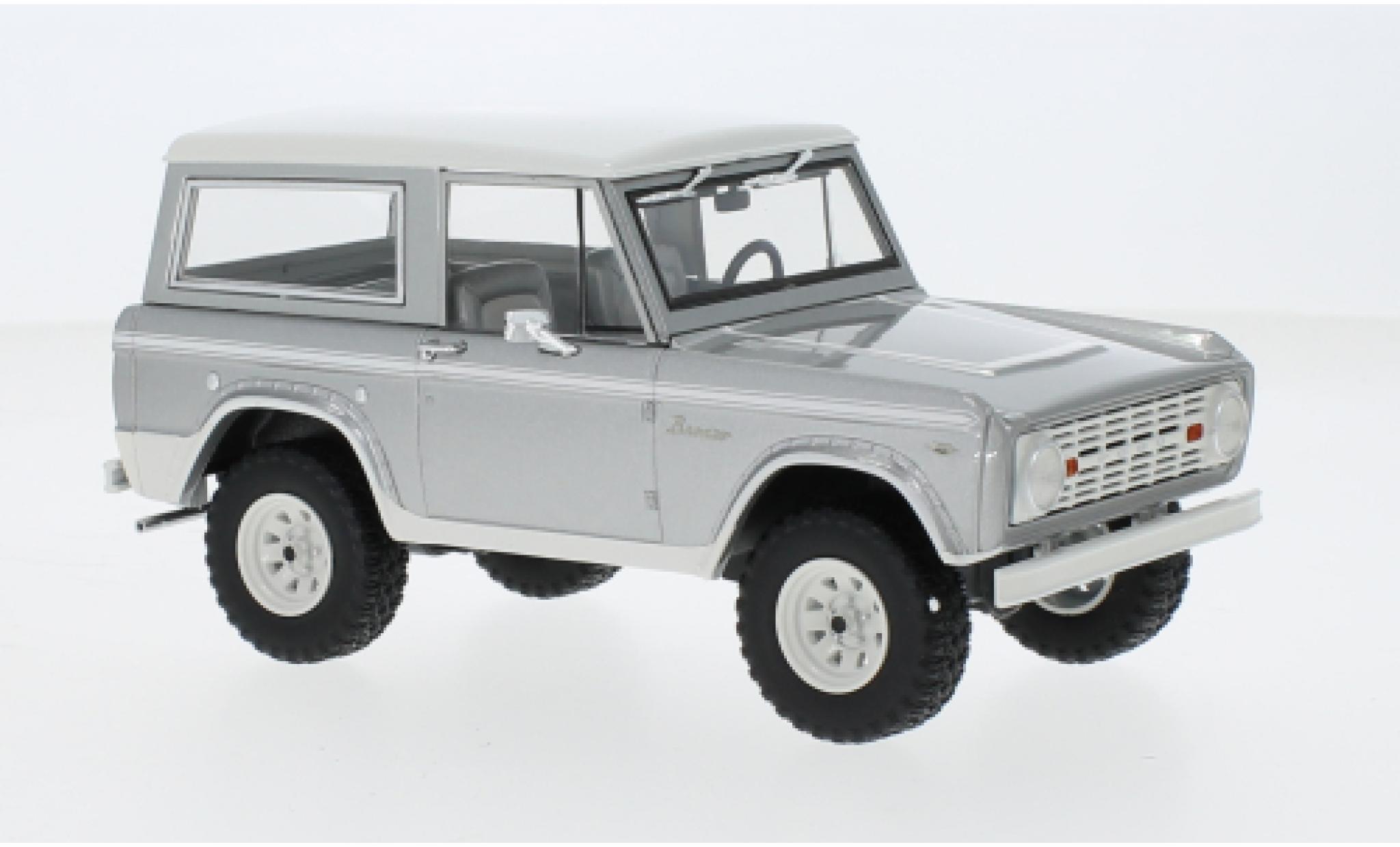 Ford Bronco 1/24 Greenlight d Counting Cars 1967 diecast model cars