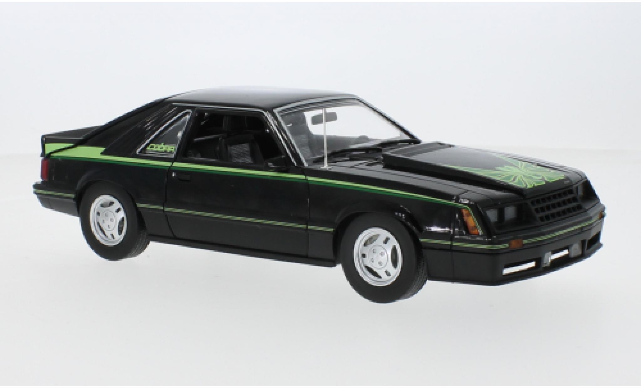 Ford Mustang 1/18 Greenlight Cobra black/D&eacute;corer 1980 diecast model cars