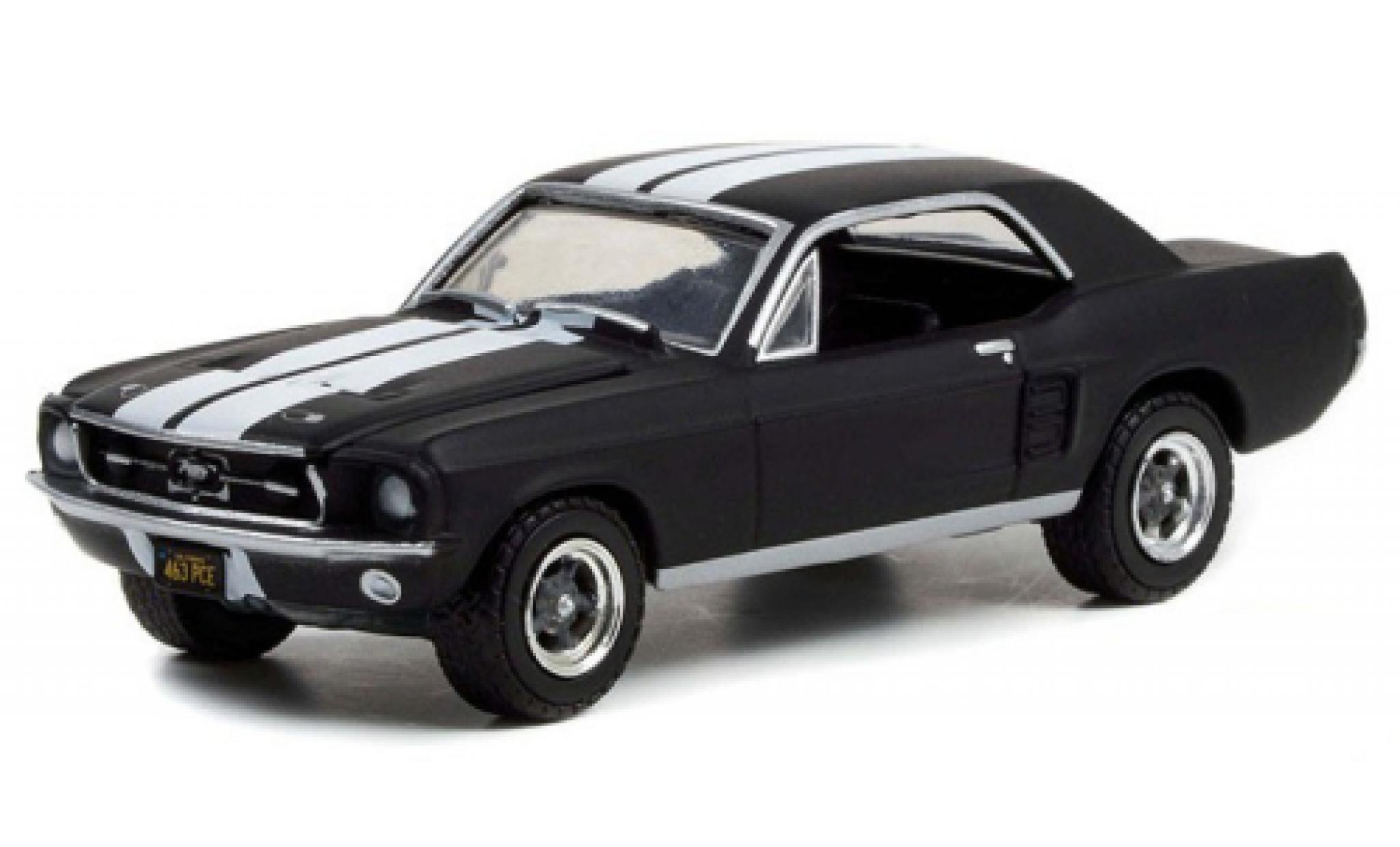 Ford Mustang 1/64 Greenlight matt-black/white Creed II 1967 diecast model cars