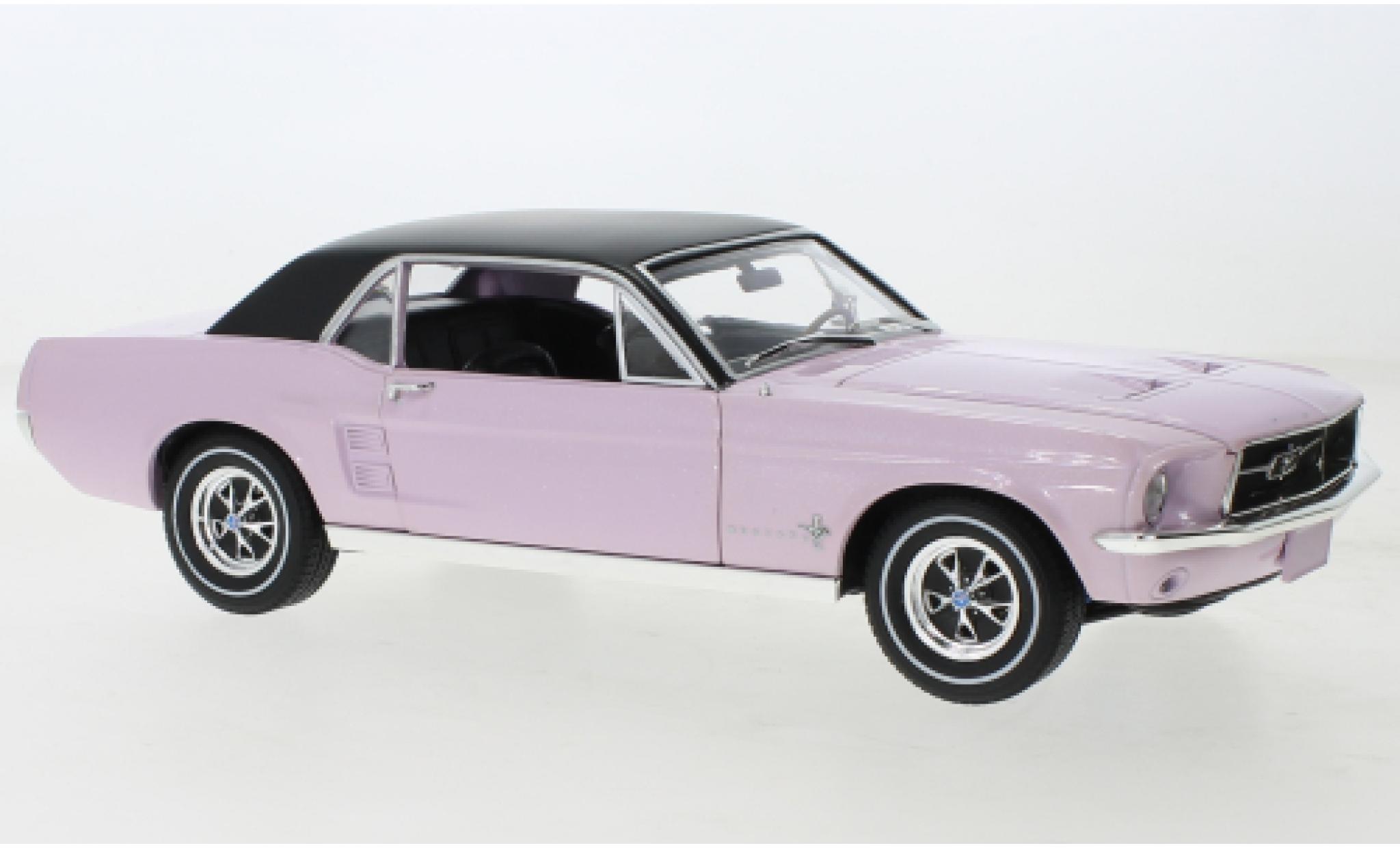 Ford Mustang 1/18 Greenlight pink/black 1968 diecast model cars
