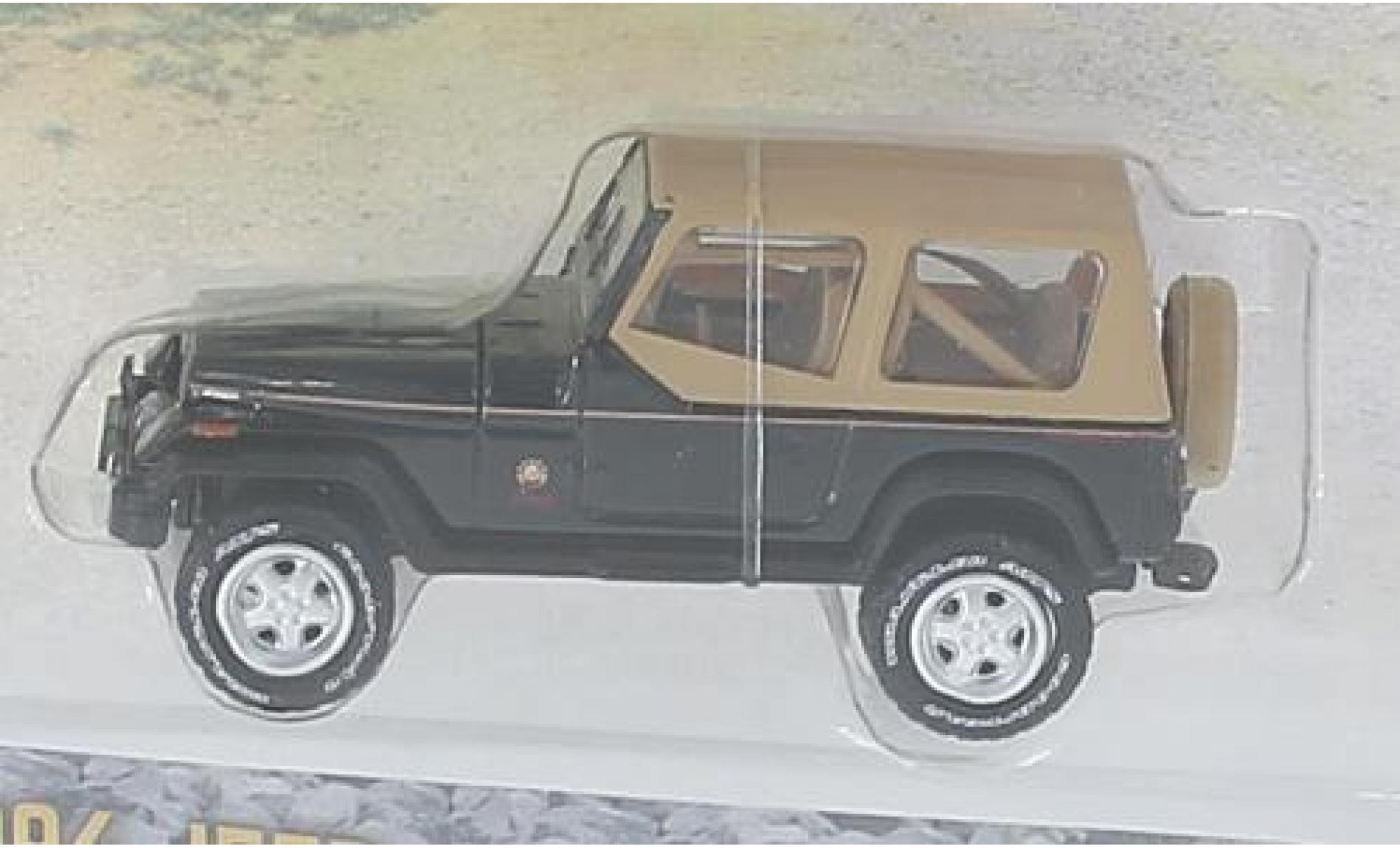Jeep Wrangler 1/64 Greenlight Sahara black/brown 1994 diecast model cars