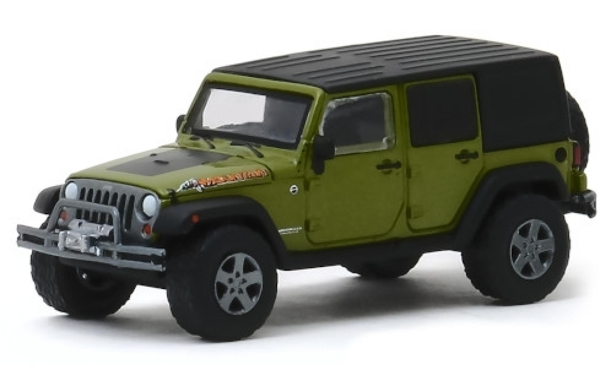 Jeep Wrangler 1/64 Greenlight Unlimited Mountain Edition metallic green/matt-black 2010 diecast model cars