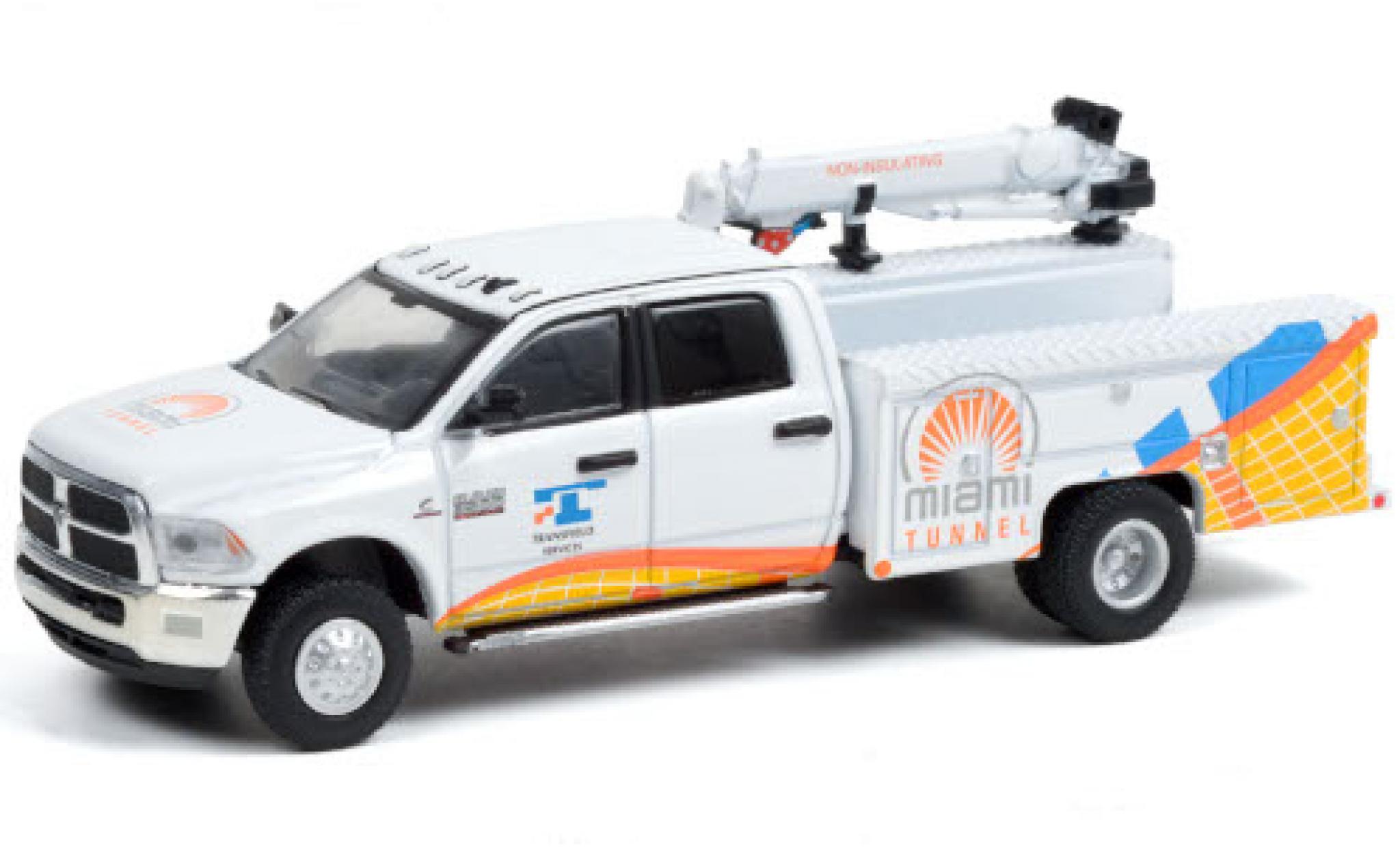 RAM 3 1/64 Greenlight 500 Dually Crane Truck Miami Tunnel - Transfield Services 2015 diecast model cars