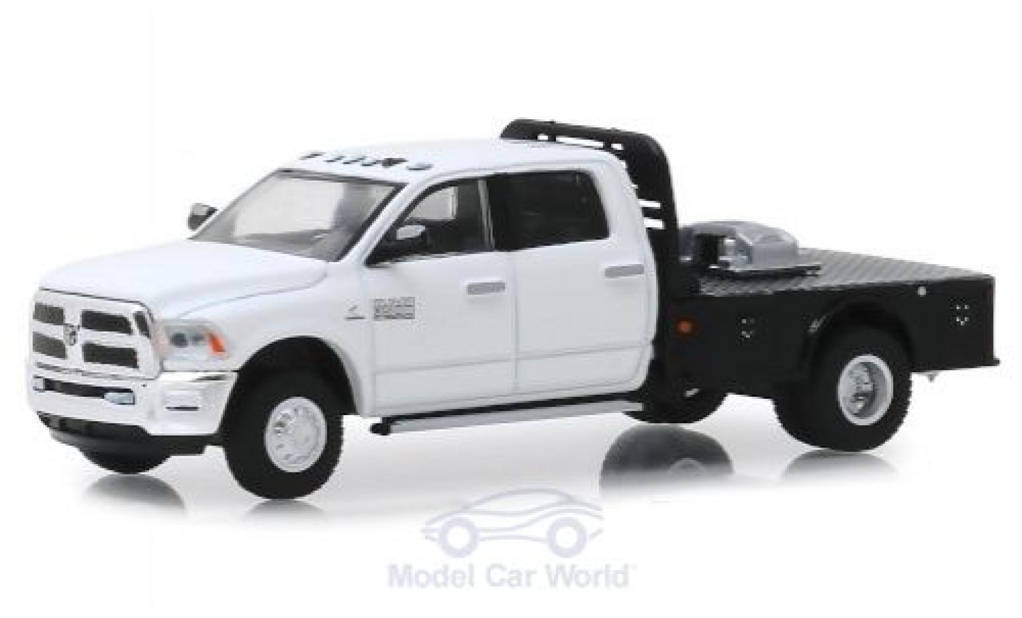 RAM 3 1/64 Greenlight 500 Laramie white/black 2018 diecast model cars