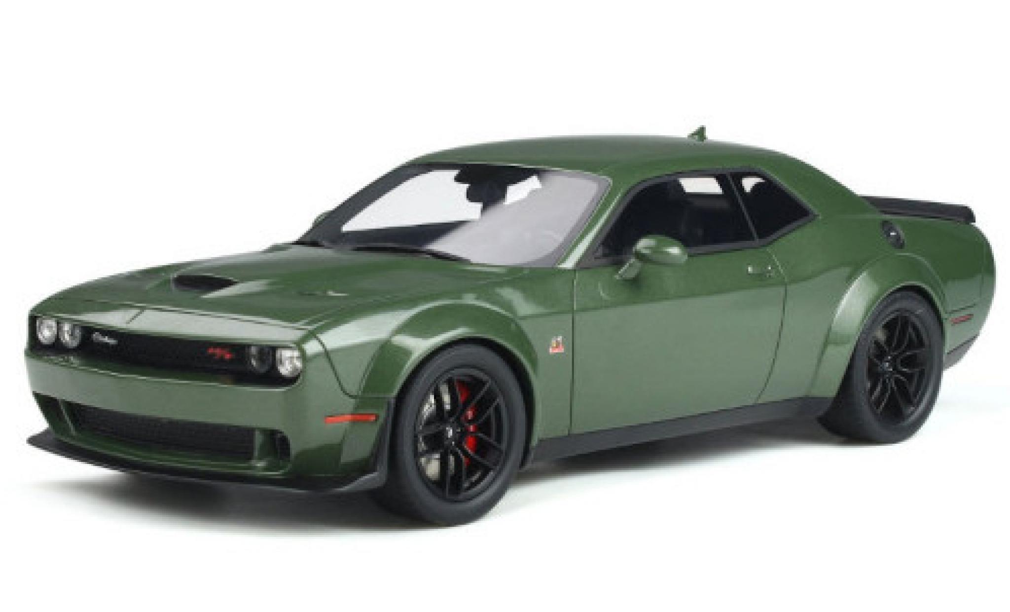 Dodge Challenger 1/18 GT Spirit R/T Scat Pack Widebody metallic green 2019 diecast model cars