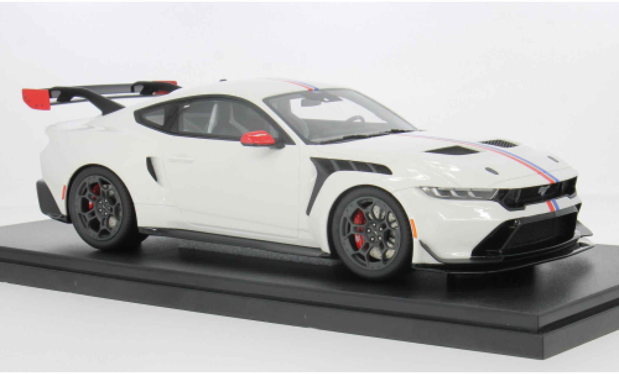 Ford Mustang 1/18 GT Spirit GTD white 2025 1:18 diecast model cars
