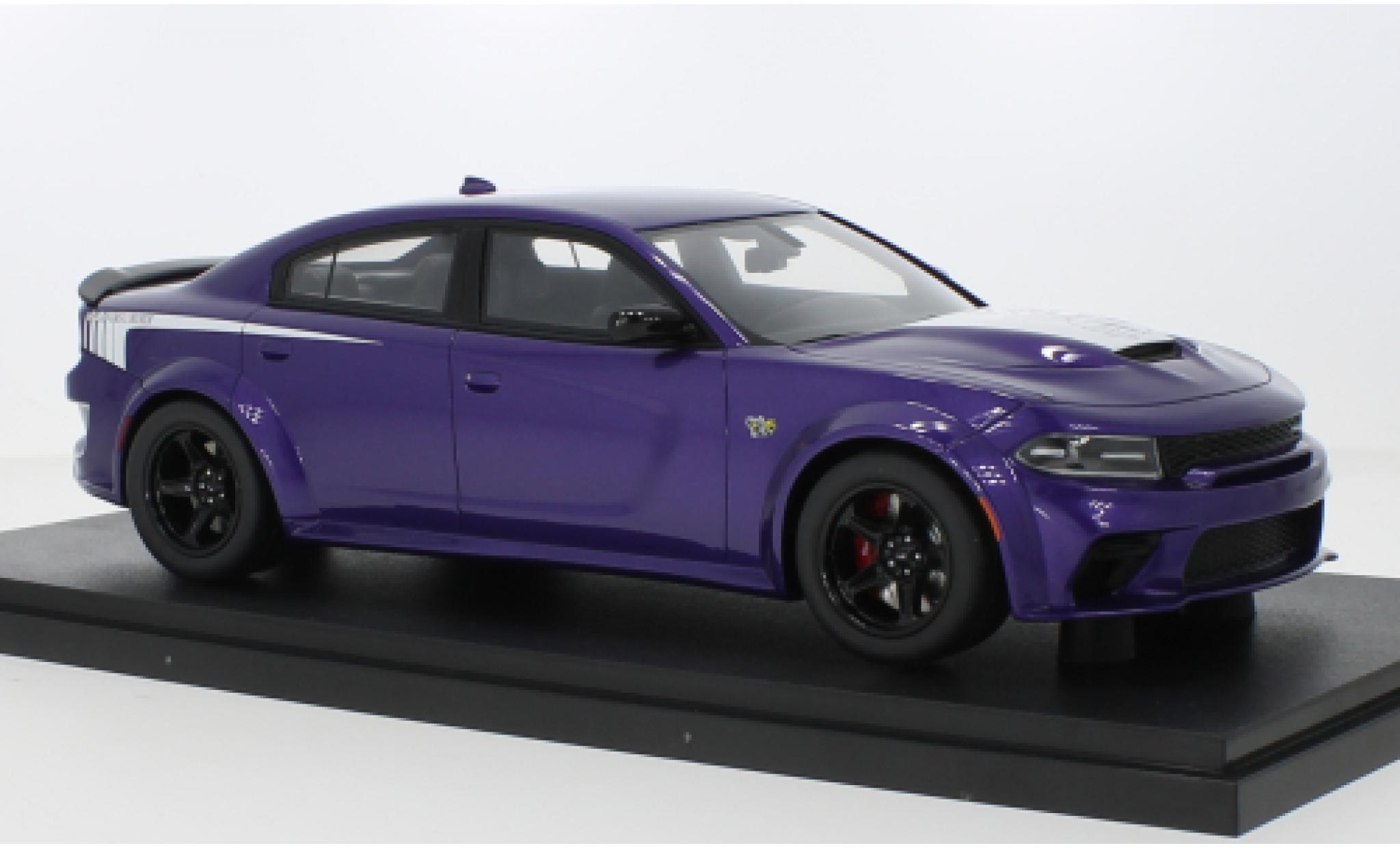 Dodge Charger 1/18 GT Spirit Super abeilles metallise purple 2023 diecast model cars