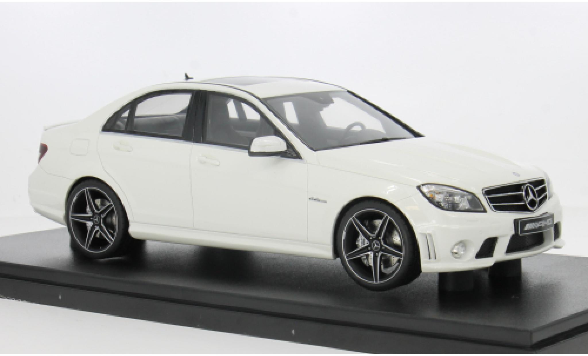 Mercedes Classe C 1/18 GT Spirit C63 AMG white 2007 1:18 diecast model cars