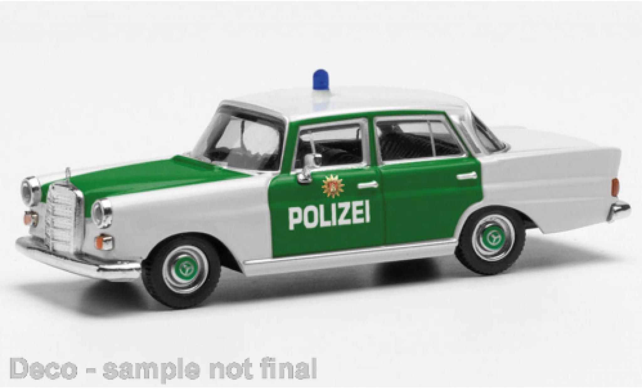 Mercedes 200 1/87 Herpa (W110) police Hamburg diecast model cars