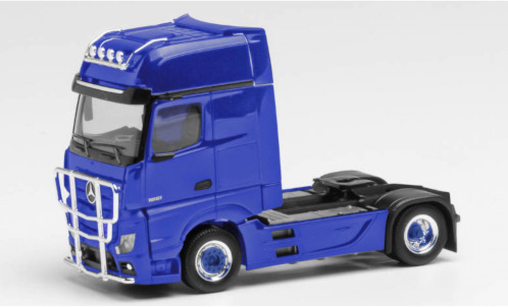 Mercedes Actros 1/87 Herpa Gigaspace blue tracteur avec pare-buffle diecast model cars