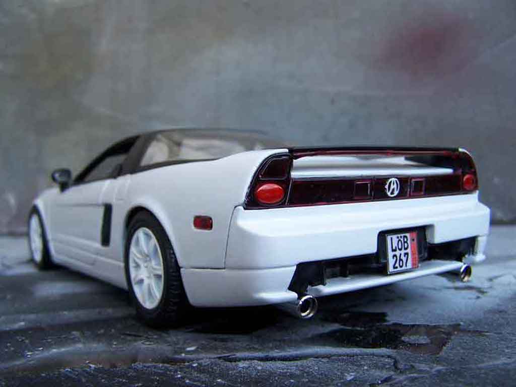 Honda NSX Base type r white 1/18 Motormax