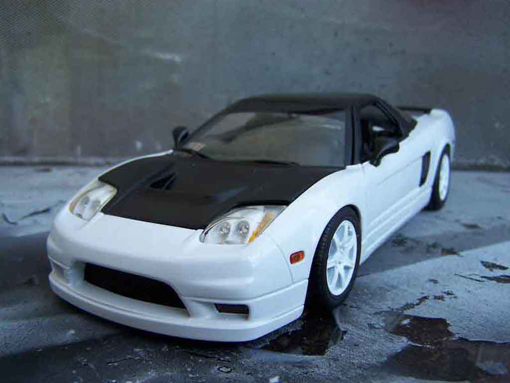 Honda NSX Base type r white 1/18 Motormax