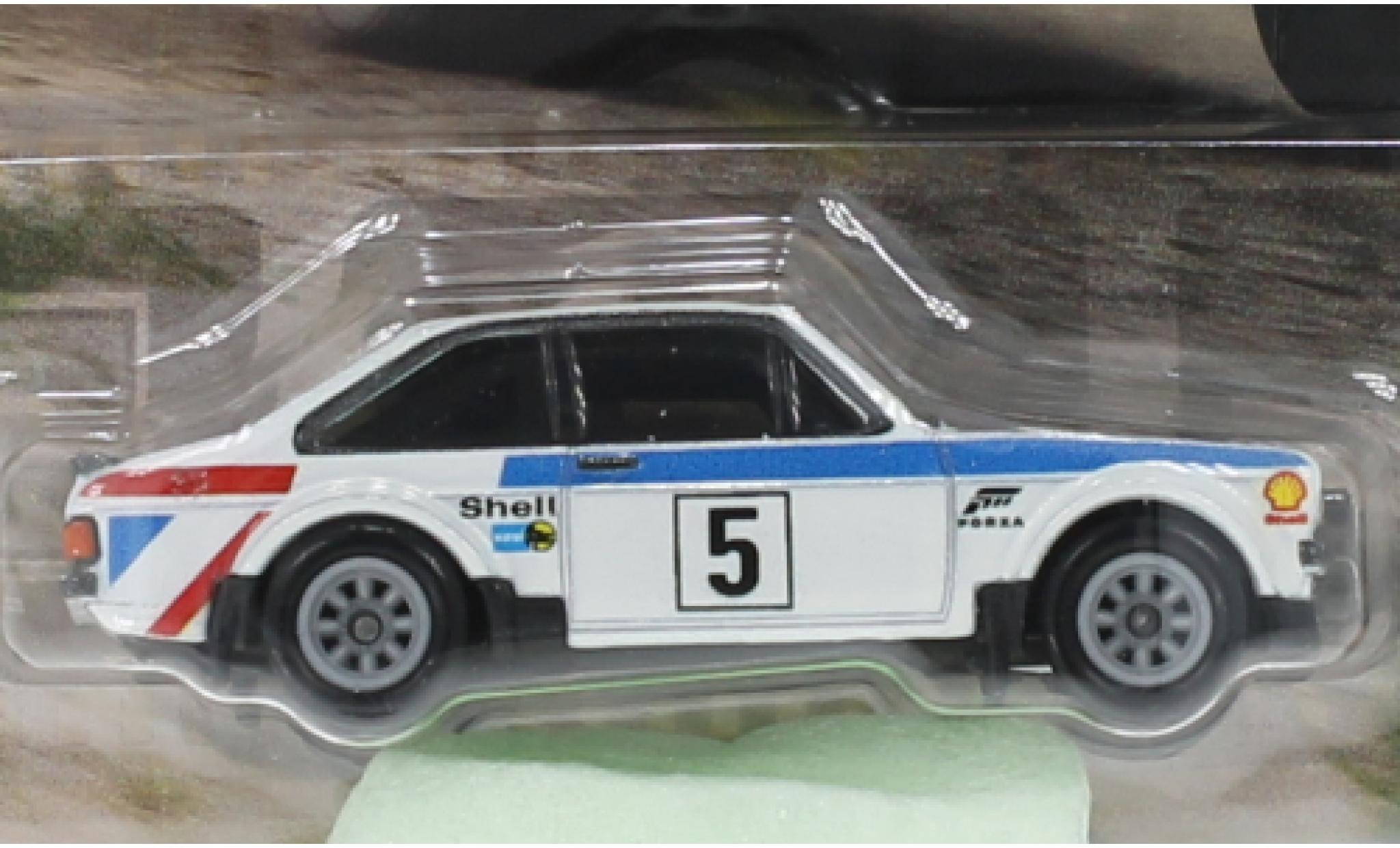 Ford Escort 1/64 Hot Wheels Premium Mk II RS 1800 white 1978 diecast model cars