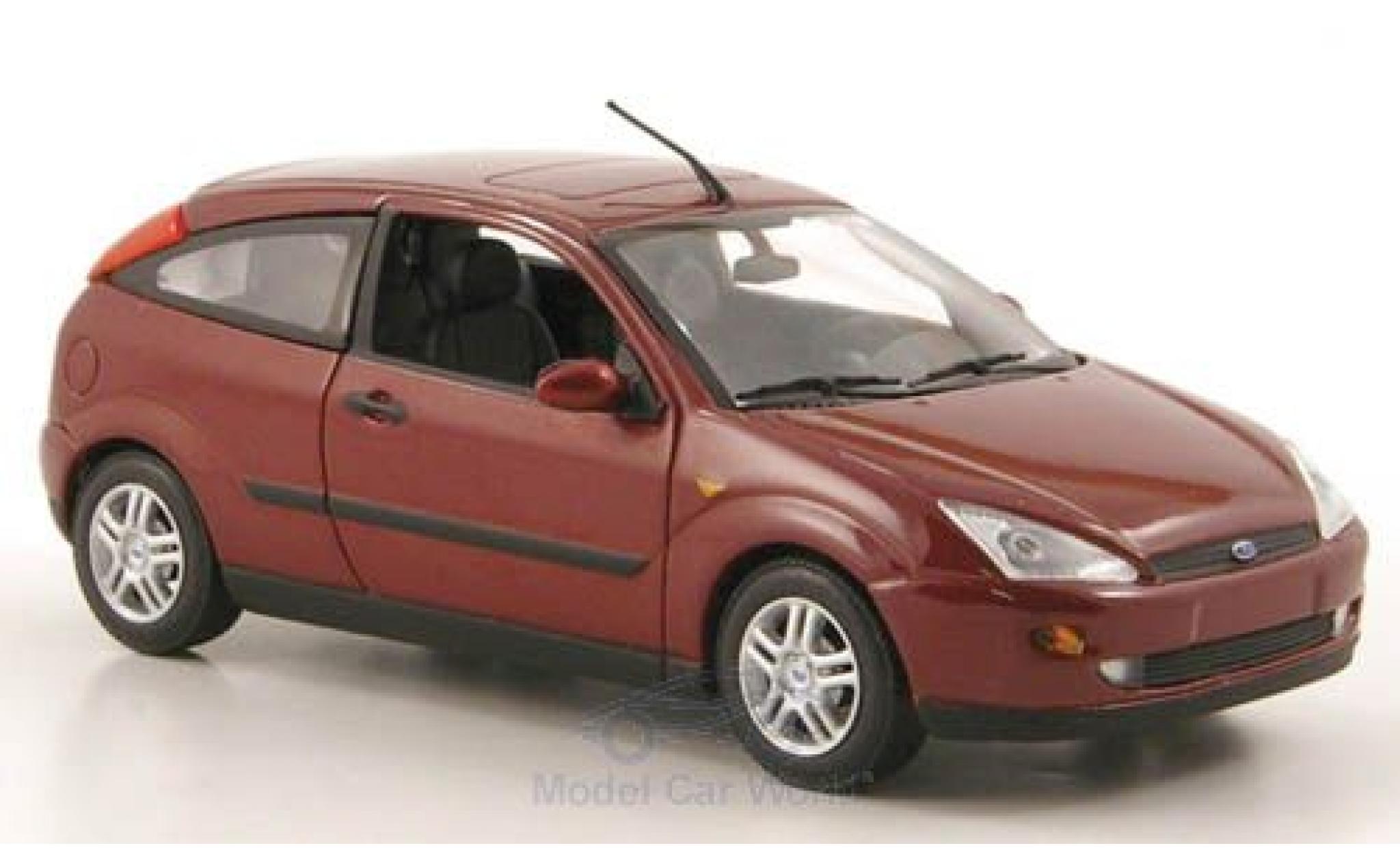 Ford Focus 1/43 Minichamps MkI 3-T&uuml;rer metallic red 2002 diecast model cars