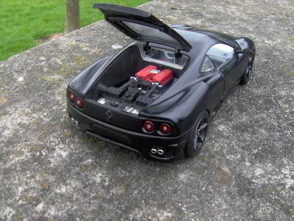 Ferrari 360 Modena coupe black 1/18 Burago
