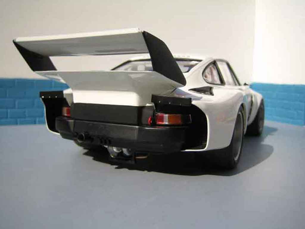 Porsche 935 Base works white 1/18 Exoto