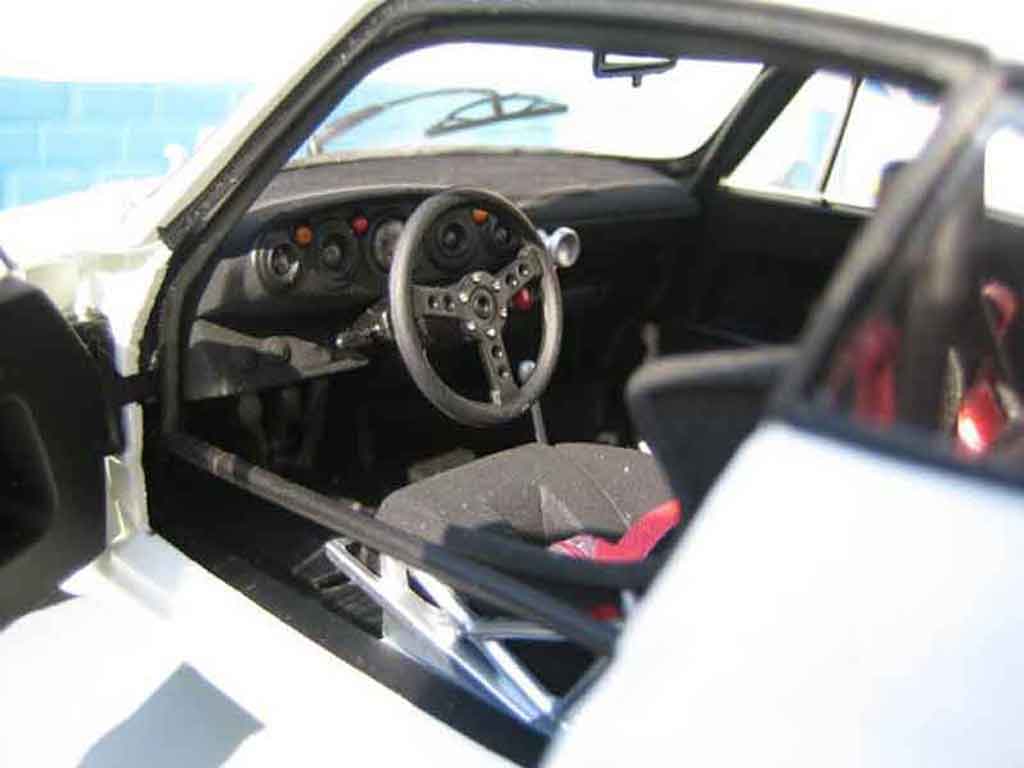 Porsche 935 Base works white 1/18 Exoto