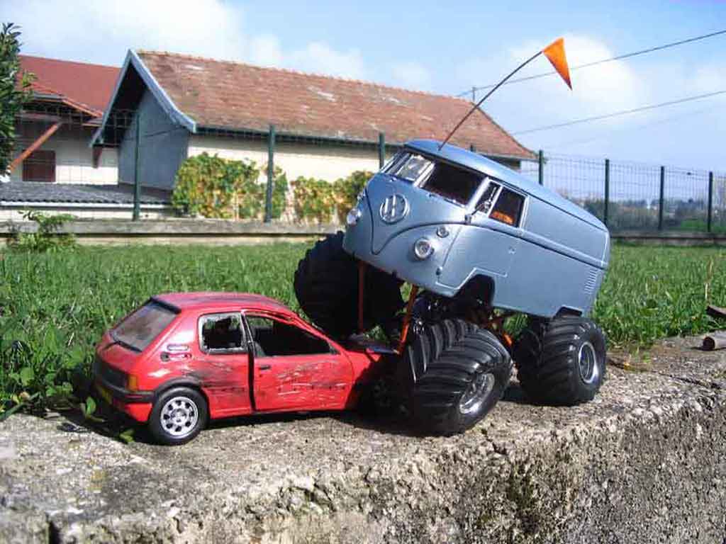Volkswagen Combi 1/18 Solido big foot diecast model cars