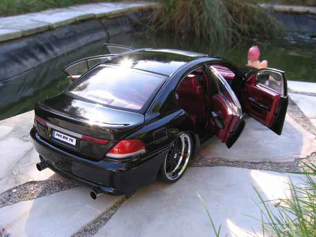 Bmw 745 E65 i dub black 1/18 Kyosho