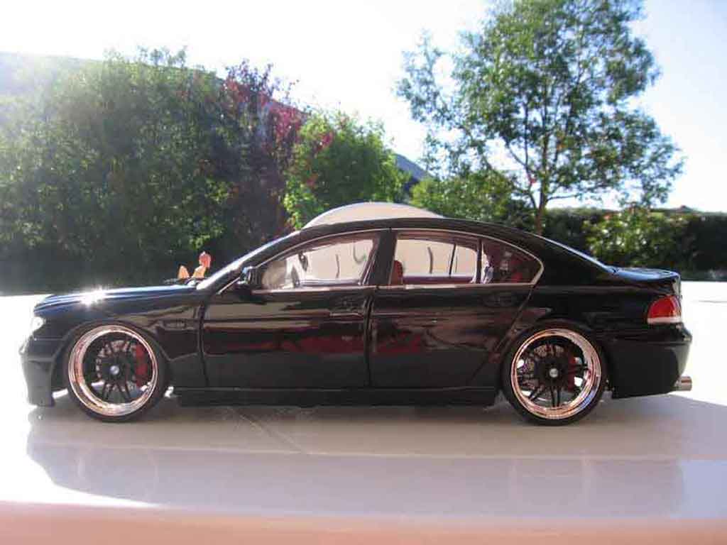 Bmw 745 E65 i dub black 1/18 Kyosho