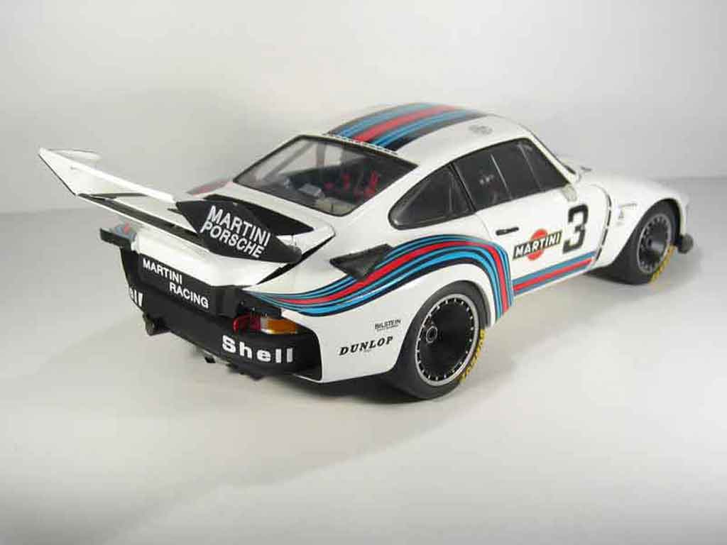 Porsche 935 1976 turbo 6h de dijon #3 martini 1/18 Exoto