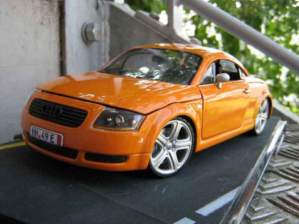 Audi TT coupe 1/18 Revell coupe orangesignal porsche jantes touareg diecast model cars