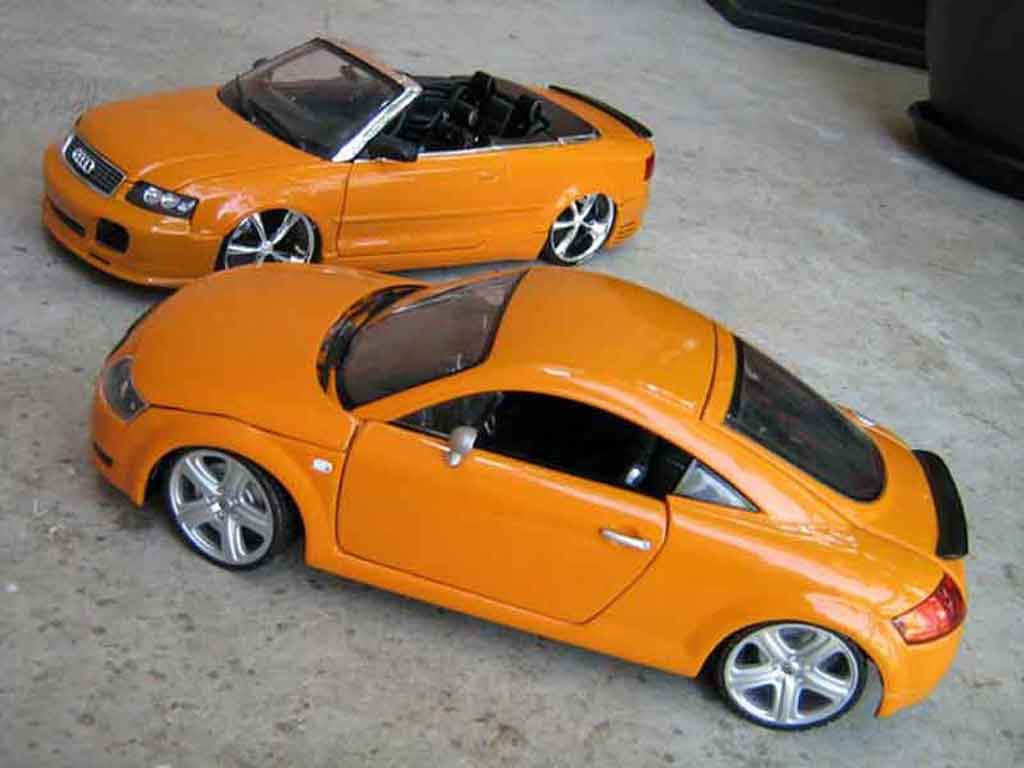 Audi TT rs coupe orangesignal porsche jantes touareg 1/18 Revell