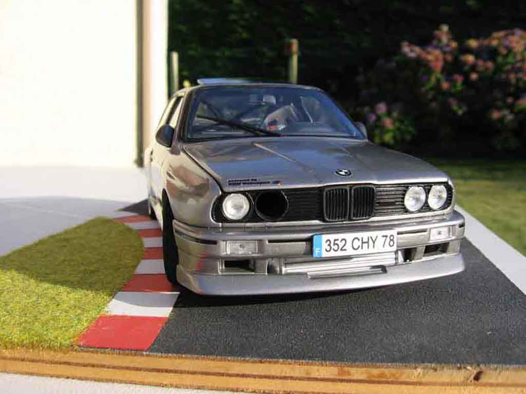 Bmw M3 coupe E30 dm performance 1/18 Autoart