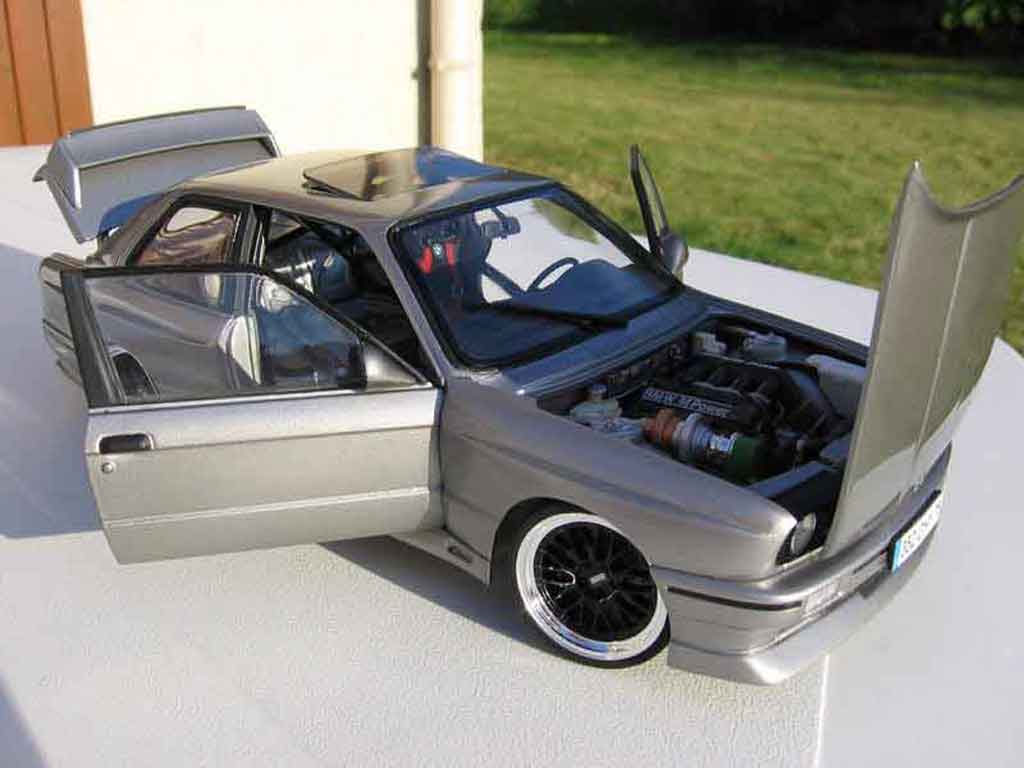 Bmw M3 coupe E30 dm performance 1/18 Autoart