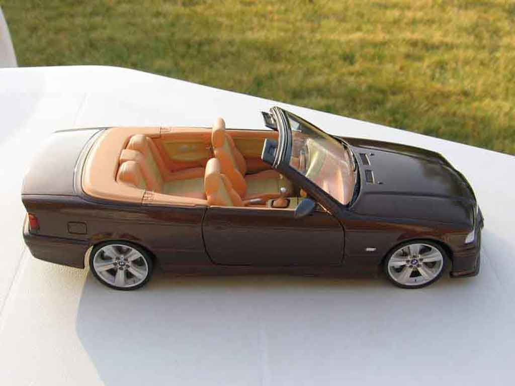Bmw M3 Cabriolet E36 jantes e92 interieur cuir biton 1/18 Ut Models