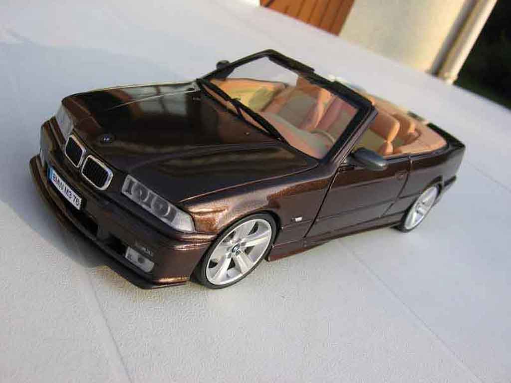 Bmw M3 E36 cabriolet 1/18 Ut Models E36 cabriolet jantes e92 interieur cuir biton diecast model cars