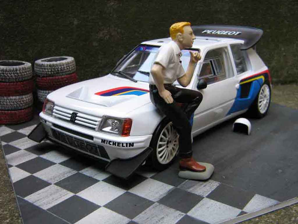 Peugeot 205 Turbo 16 presentation rallye T16 1/18 Solido