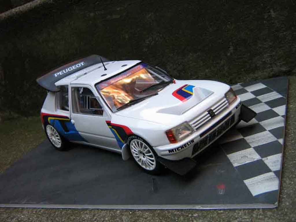 Peugeot 205 Turbo 16 1/18 Solido Turbo 16 presentation rallye T16 diecast model cars
