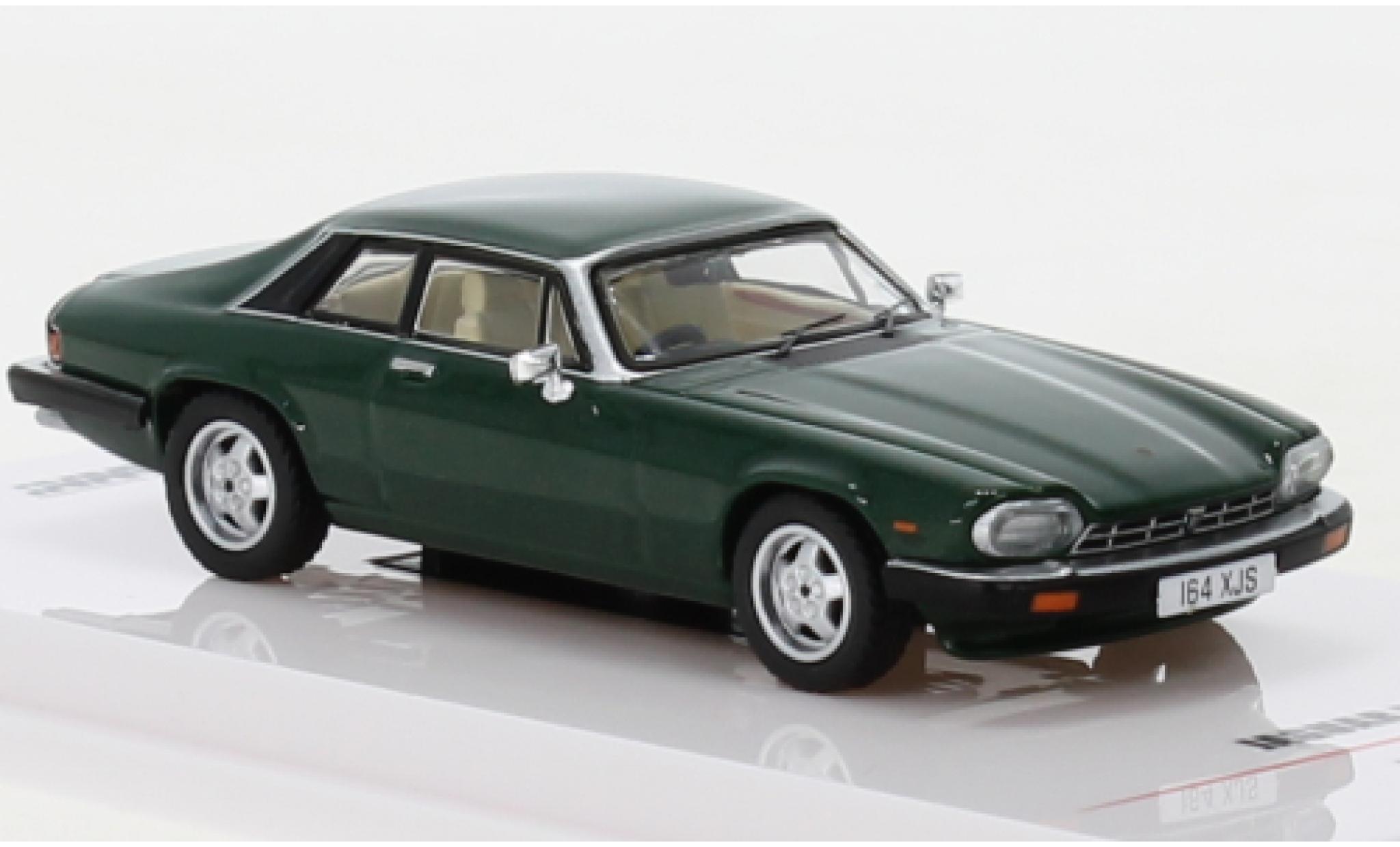 Jaguar XJ 1/64 INNO64 -S green RHD diecast model cars